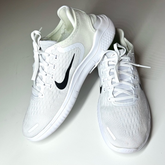 Nike Women’s Free RN 2018 Triple White Athletic Running Shoes Sneakers  Size-9.5 - Picture 3 of 8